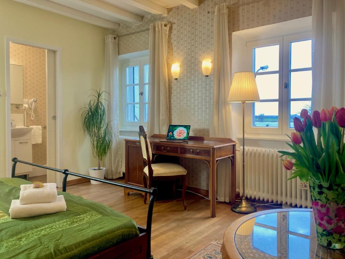 Rhein River Guesthouse - Direkt Am Rhein Leverkusen Extérieur photo