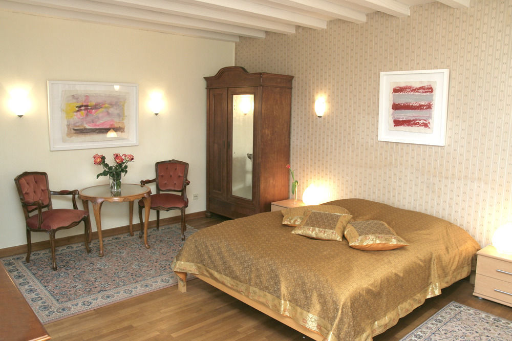 Rhein River Guesthouse - Direkt Am Rhein Leverkusen Extérieur photo